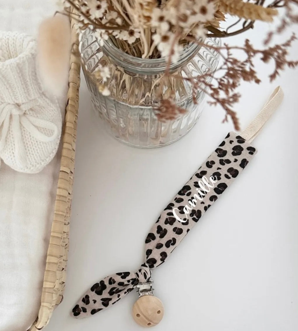 Attache tétine gaze de coton« léopard » 🐆