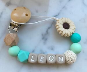 Attache tétine LEON